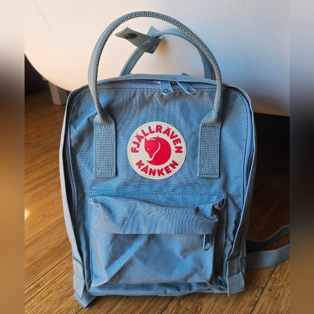 Fjallraven Kanken Mini Backpack